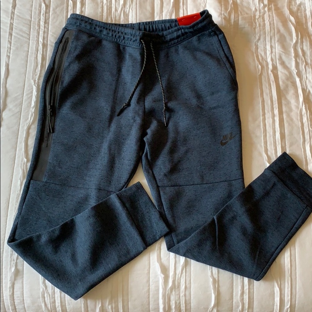 Nike lux joggers, blue/black, cozy, new w/tags!